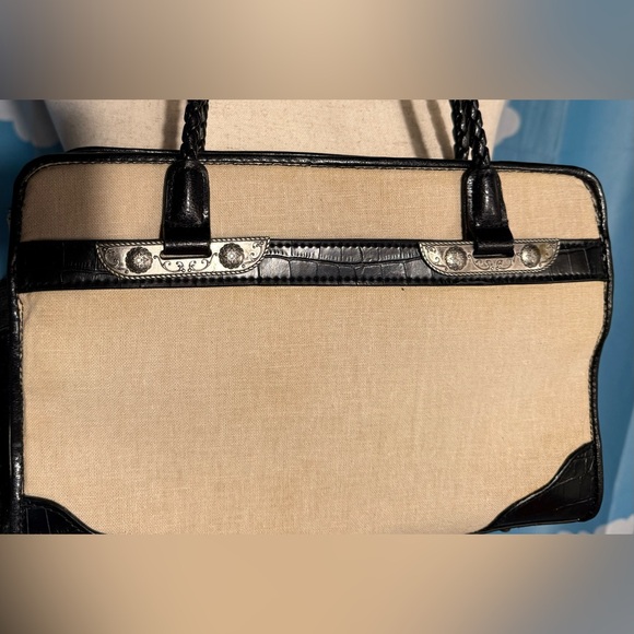 Vintage Bueno linen, silver tone southwest, leather shoulder bag. - Picture 6 of 10